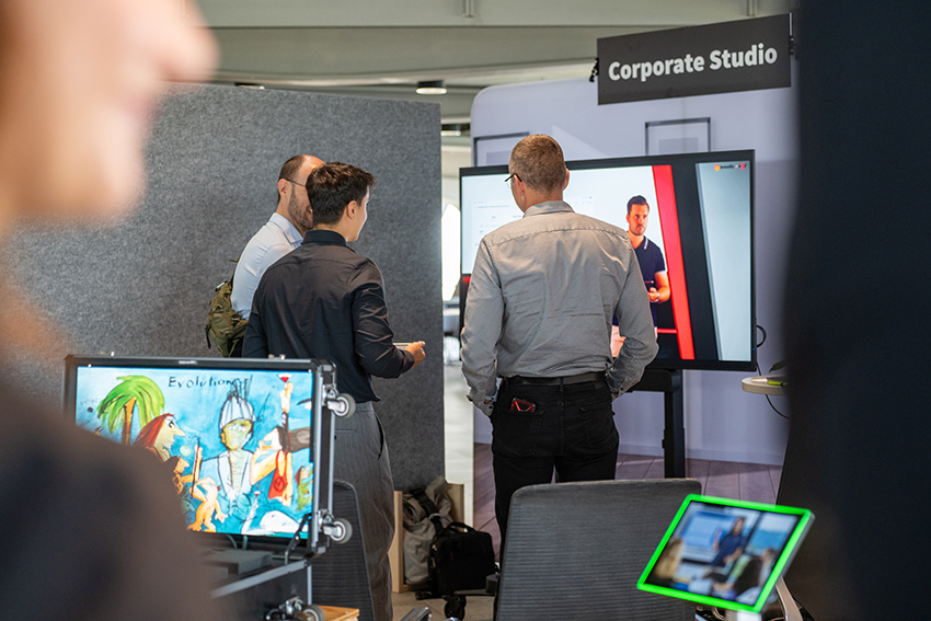 Corporate Studio 1 - VST GmbH Saalfeld: Technik & IT für Video, Foto & Audio